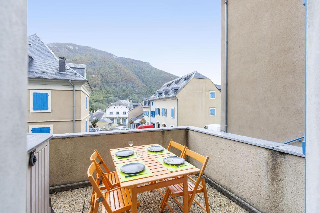 Appartement Terrasse Vue Montagne Campan Exterior photo